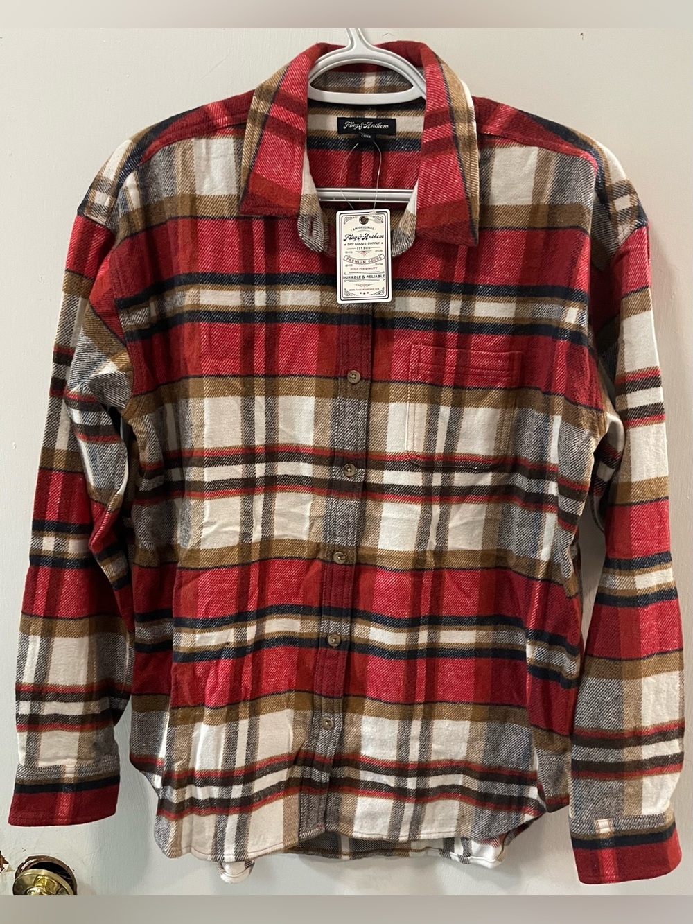 Flag & Anthem Women’s Red Tan Cream Plaid Button-Up Flannel Shirt Size Small S